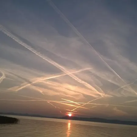 Csalad-barat Διαμέρισμα *