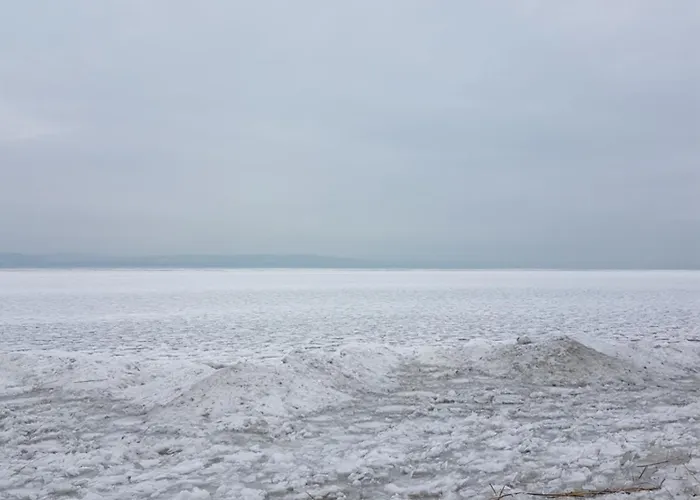 Csalad-barat Διαμέρισμα Balatonlelle