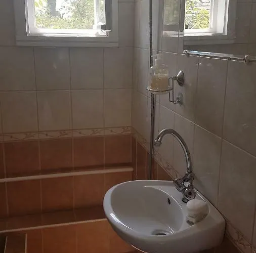 Csalad-barat Balatonlelle