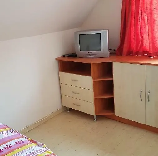 Csalad-barat Lägenhet