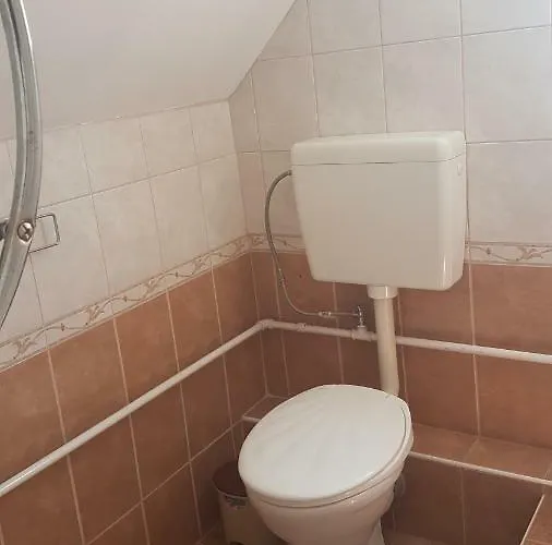 Csalad-barat Διαμέρισμα Balatonlelle