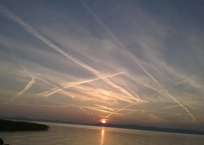 Csalad-barat Διαμέρισμα *